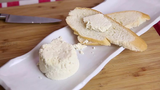 用牛奶自制奶酪方法步驟 自制奶酪的家常做法