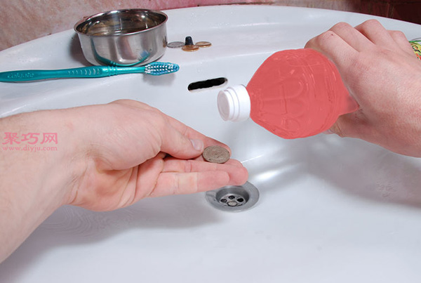 7种清洗硬币污垢的方法 用什么洗硬币干净 5