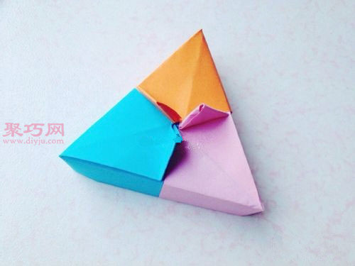 三角形紙盒蓋的折法 教你怎么折三角形紙盒蓋