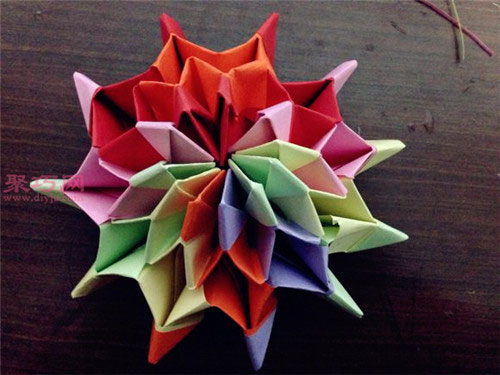 煙花無限翻折紙教程圖解 如何折紙立體無限翻