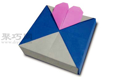 手工折纸心形正方形盒子步骤图解