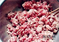 鲜香白菜猪肉饺子做法步骤 冬至猪肉饺子做法大全4