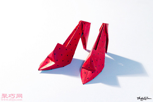 3D立体折纸红色高跟鞋