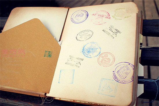 制作一个带有收纳功能的旅行笔记本