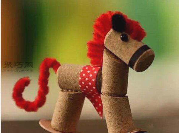 幼兒園手工制作紅酒軟木塞怎么DIY可愛的小木馬