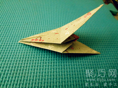 叠千纸鹤的方法第6-1步