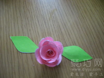 折纸花教程 如何制作一朵3D立体玫瑰花