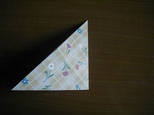 千纸鹤的折法第3步