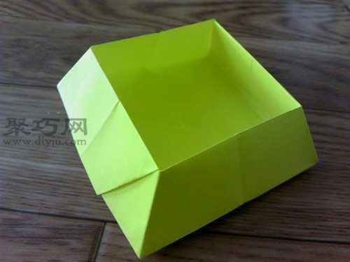 DIY折紙正方形盒子 底部寬的正方形盒子的折法