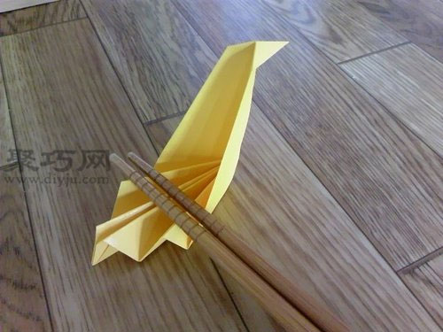 唯美筷子托折紙 天鵝形狀筷子架的折紙方法