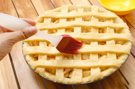 苹果派家常做法 用烤箱怎样做苹果派最好吃 16
