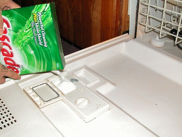 洗碗机怎么装填洗的更干净 家用洗碗机如何用 15
