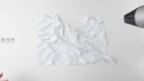 怎么用湿润褶皱法作古纸张
