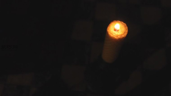 手工制作卷起的蜂蜡教程图解 一起学蜡烛怎么做