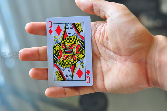 怎么找出观众所选的扑克牌 教你用扑克牌变魔术的方法