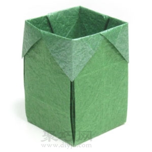 折纸桌上垃圾盒折法步骤