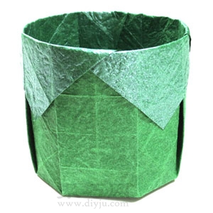 圆形纸盒折纸图解教程 教你折一个圆形收纳盒