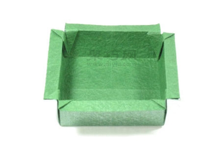 折纸糖果盒的折法简单实用