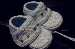 毛线钩针编织婴儿鞋教程 教你怎么织婴儿鞋