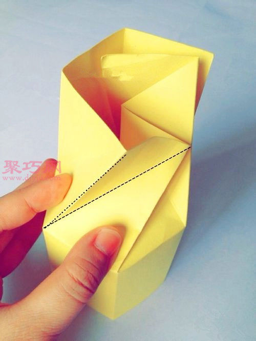 用长方形纸折盒子简单图片