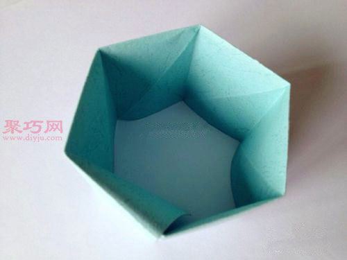 用纸折立体长方形盒子的折法