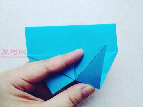 三角形纸盒盖的折法