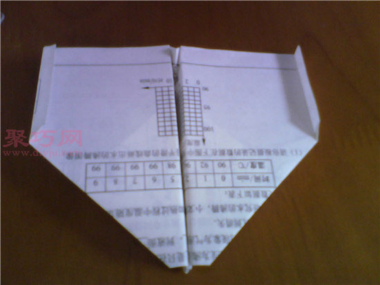 世界上飞的最久的纸飞机空中之王纸飞机折法图解