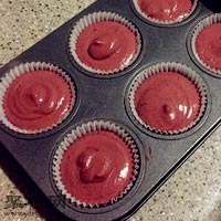 如何做红丝绒杯子蛋糕好吃13