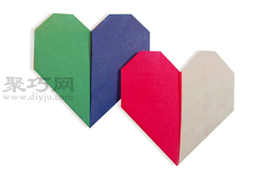 手工折纸双色心步骤图解 折纸双色心的折法