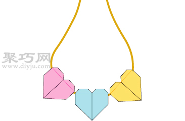 心型项链的折法图解 教你怎么折纸心型项链