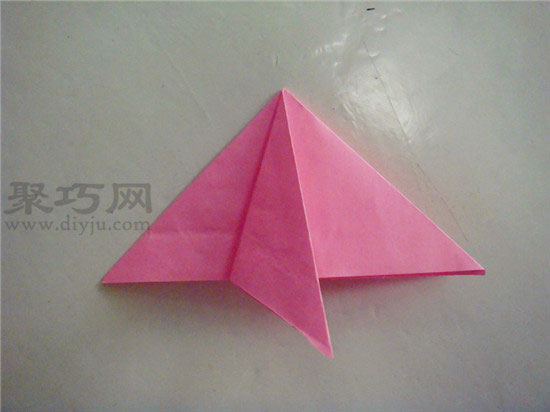 幼儿园中班折纸教案:折纸鱼 折鱼的方法