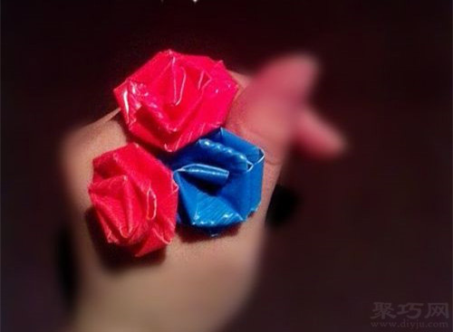 玫瑰花吸管折法视频图解