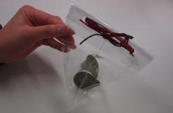塑料袋DIY立体三角形小礼物包装袋教程