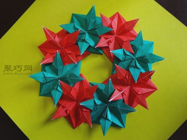圣诞折纸八角星制作教程 如何通过折纸制作圣诞小装饰