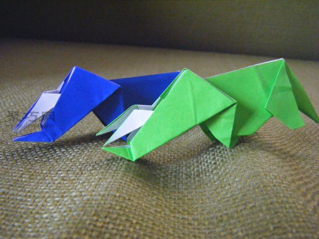怎么折纸三角龙 立体恐龙折纸图解教程