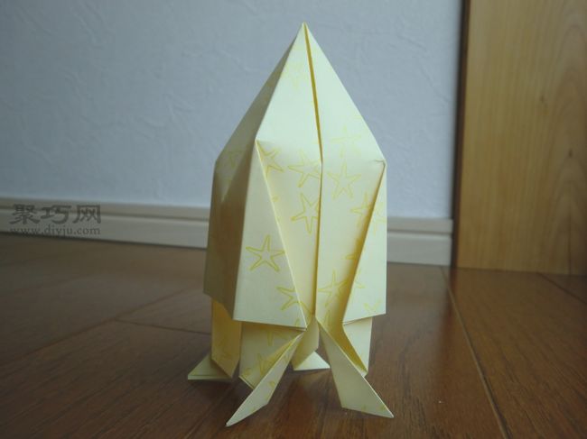 儿童创意DIY 折纸立体火箭制作图解教程