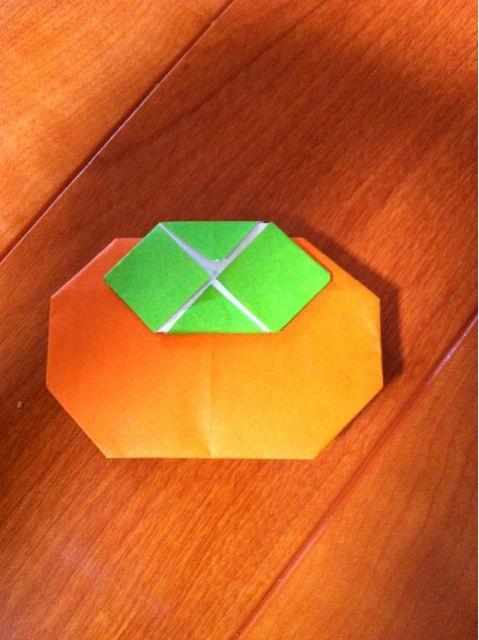 纸艺水果折纸教程 如何制作折纸柿子