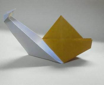 儿童创意折纸之折纸蜗牛制作教程图解