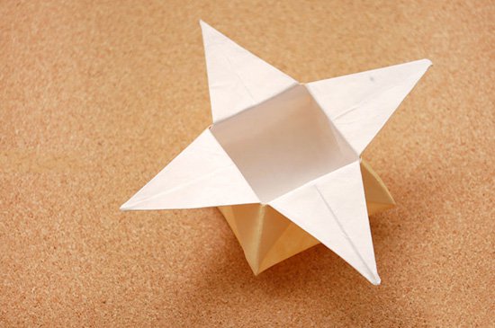 四角星星小礼盒折纸教程