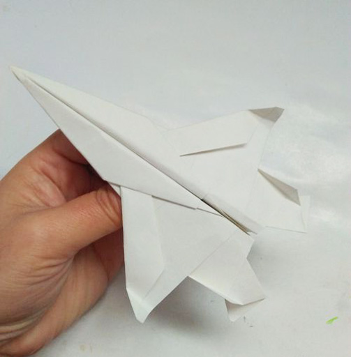 f15纸飞机的折法步骤图解 f15战斗机折纸教程