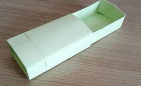 简单抽拉式纸盒的折法图解