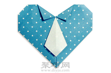 心形领带折纸教程：爱心领带折纸