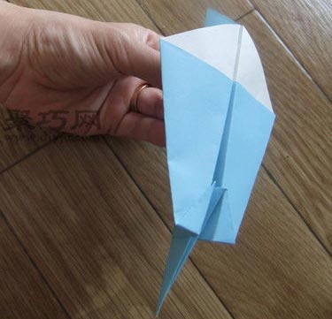 用纸折喷气飞机的折法 如何手工折纸喷气机