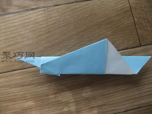 用纸折喷气飞机的折法