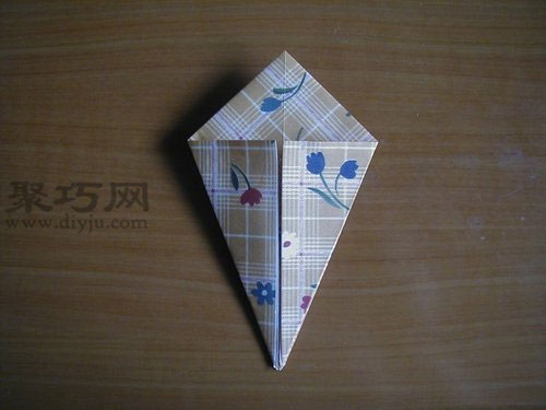 千纸鹤的折法第13步