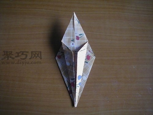 千纸鹤的折法第25步