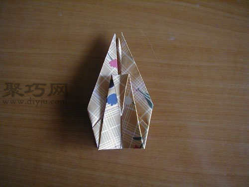 千纸鹤的折法第35步