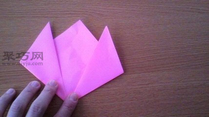手工折纸小猪脸步骤4