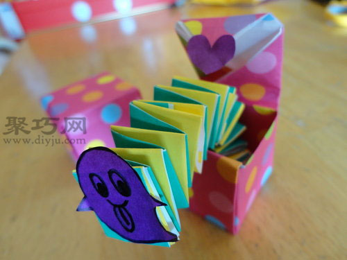 折纸能动的弹簧盒子 教你怎么折纸弹簧