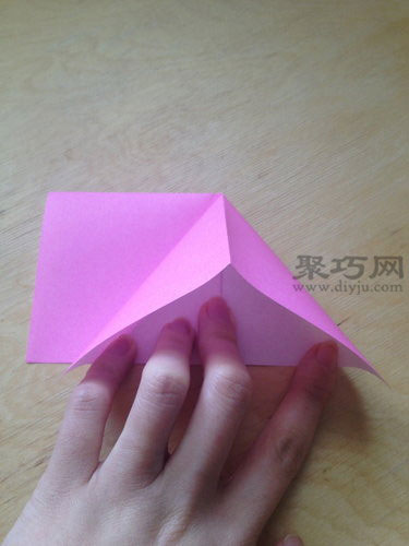 正方形纸手工折立体桃子图3-1